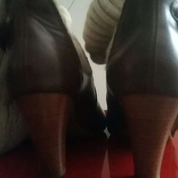 Sweater Boots - Picture 3 of 4